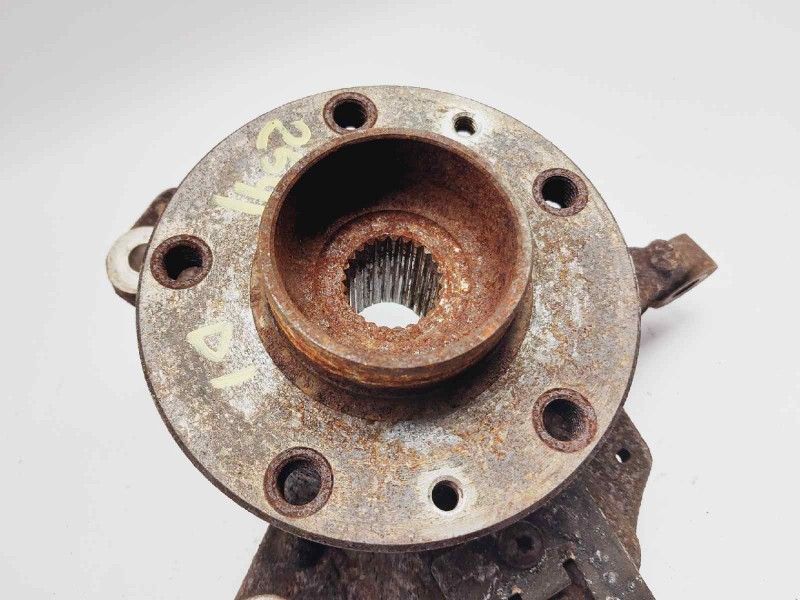 Recambio de mangueta delantera izquierda para renault megane iii sport tourer expression referencia OEM IAM 364696  