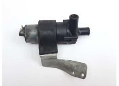 Recambio de bomba agua para mercedes clase clk (w208) cabrio 200 compressor (208.444) referencia OEM IAM 2028350064  