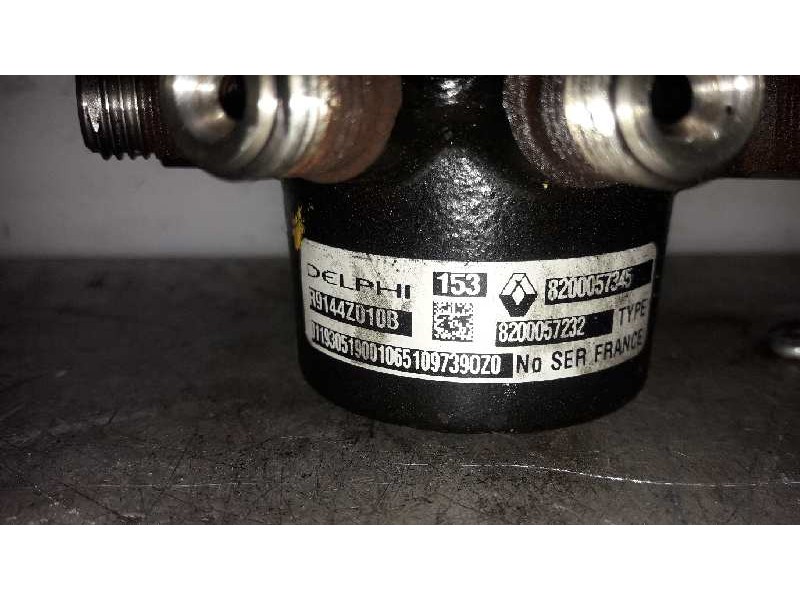 Recambio de rampa inyectora para renault kangoo (f/kc0) alize referencia OEM IAM 8200057232  