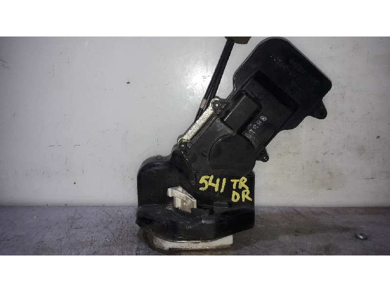 Recambio de cerradura puerta trasera derecha para mazda 6 berlina (gg) 2.0 crtd 120 active (5-ptas.) referencia OEM IAM   