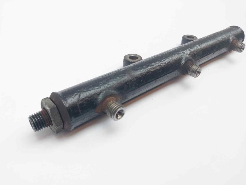 Recambio de rampa inyectora para land rover range rover sport v6 td se referencia OEM IAM 4R8Q90280BC  