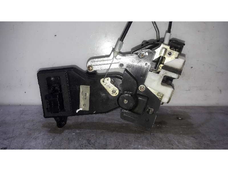 Recambio de cerradura puerta delantera derecha para mazda 6 berlina (gg) 2.0 crtd 120 active (5-ptas.) referencia OEM IAM   