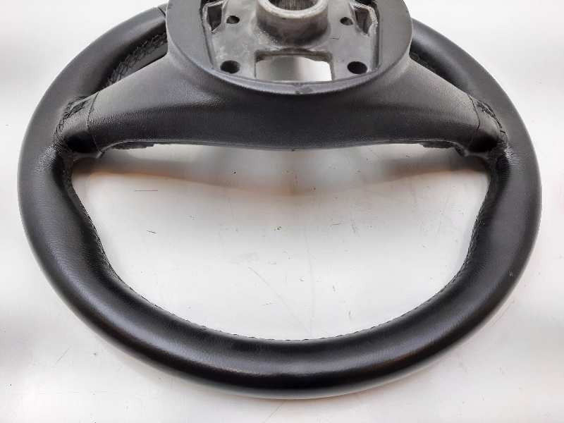 Recambio de volante para seat leon (1p1) reference referencia OEM IAM 6L04190910 5P0419091C 5P0419091B