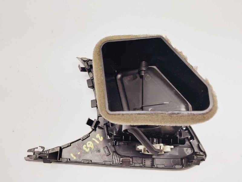 Recambio de rejilla aireadora para seat leon (5f1) i-tech referencia OEM IAM 5F1820901  