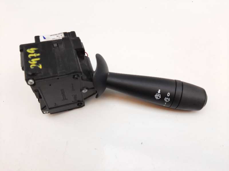 Recambio de mando limpia para dacia dokker ambiance referencia OEM IAM 255676020R  