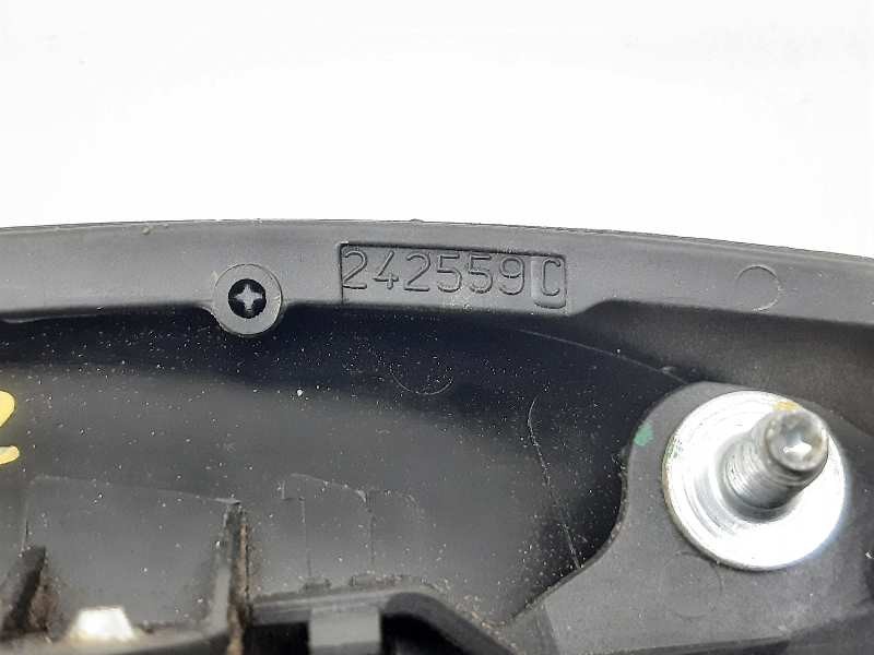 Recambio de maneta exterior delantera derecha para peugeot bipper básico referencia OEM IAM 242559C  