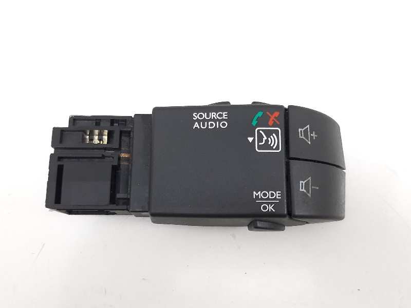 Recambio de mando multifuncion para dacia dokker ambiance referencia OEM IAM 8200950420 344422043AA 