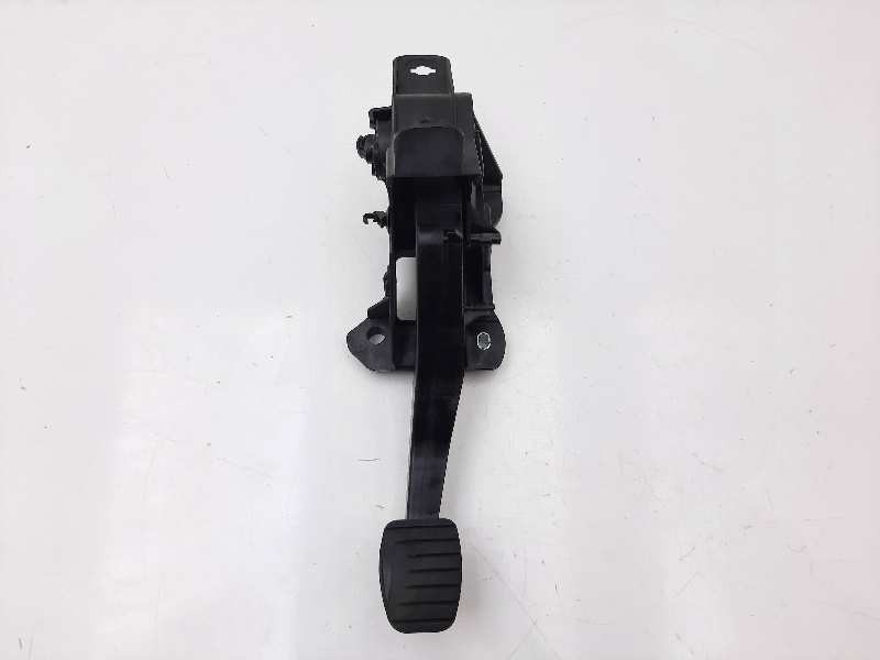 Recambio de pedal embrague para dacia dokker ambiance referencia OEM IAM 465039034R 465037621R 