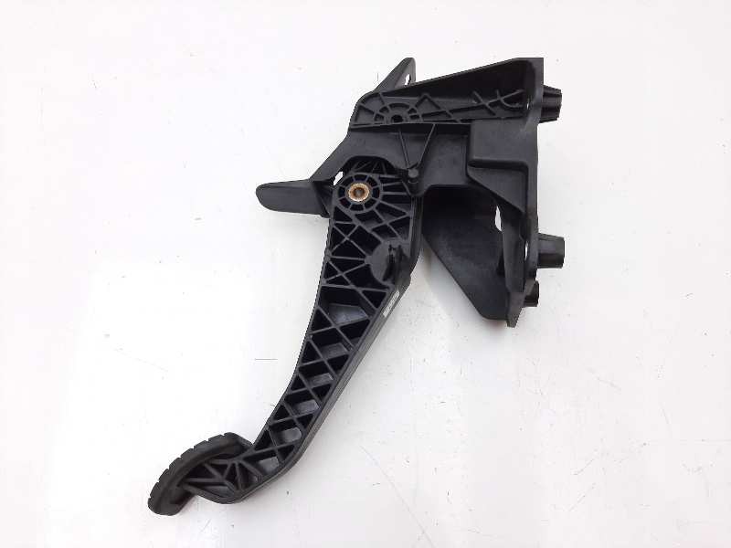 Recambio de pedal embrague para dacia dokker ambiance referencia OEM IAM 465039034R 465037621R 