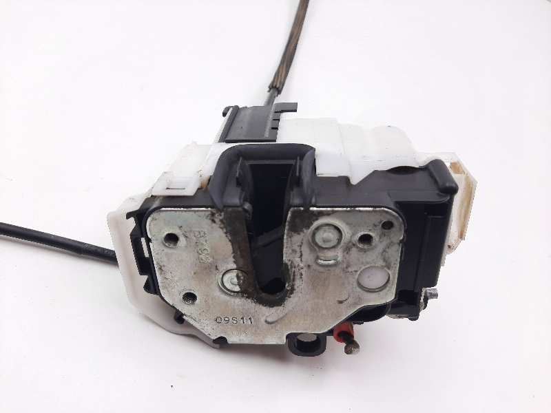 Recambio de cerradura puerta delantera izquierda para peugeot bipper básico referencia OEM IAM 1365228080  