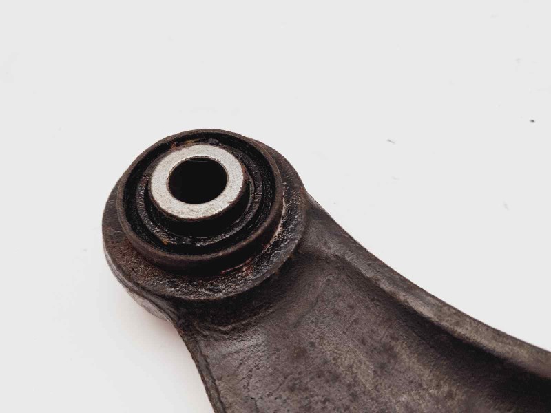 Recambio de brazo suspension superior trasero izquierdo para volvo v50 familiar 2.0 d momentum referencia OEM IAM 3M515500AC  