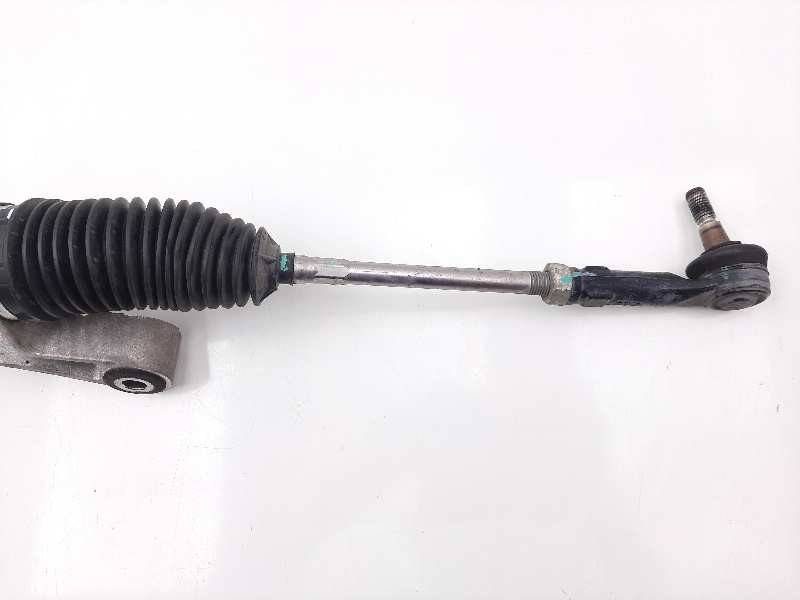 Recambio de cremallera direccion para ford fiesta (ccn) black edition referencia OEM IAM 8V513200CL  