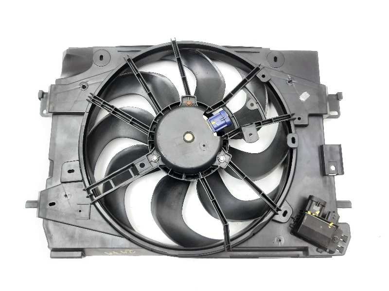 Recambio de electroventilador para dacia dokker ambiance referencia OEM IAM 8240636  