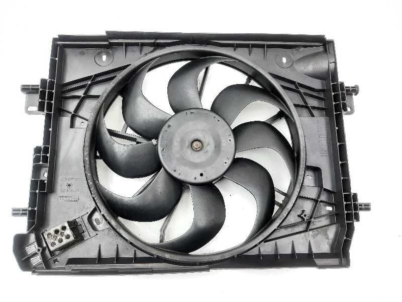 Recambio de electroventilador para dacia dokker ambiance referencia OEM IAM 8240636  