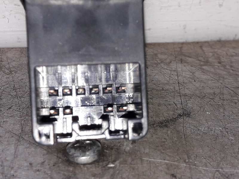 Recambio de mando elevalunas delantero derecho para mazda 6 berlina (gg) 2.0 crtd 120 active (5-ptas.) referencia OEM IAM GP9A66