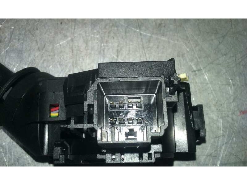 Recambio de mando intermitentes para ford fiesta (cb1) trend referencia OEM IAM 8A6T13335CC  