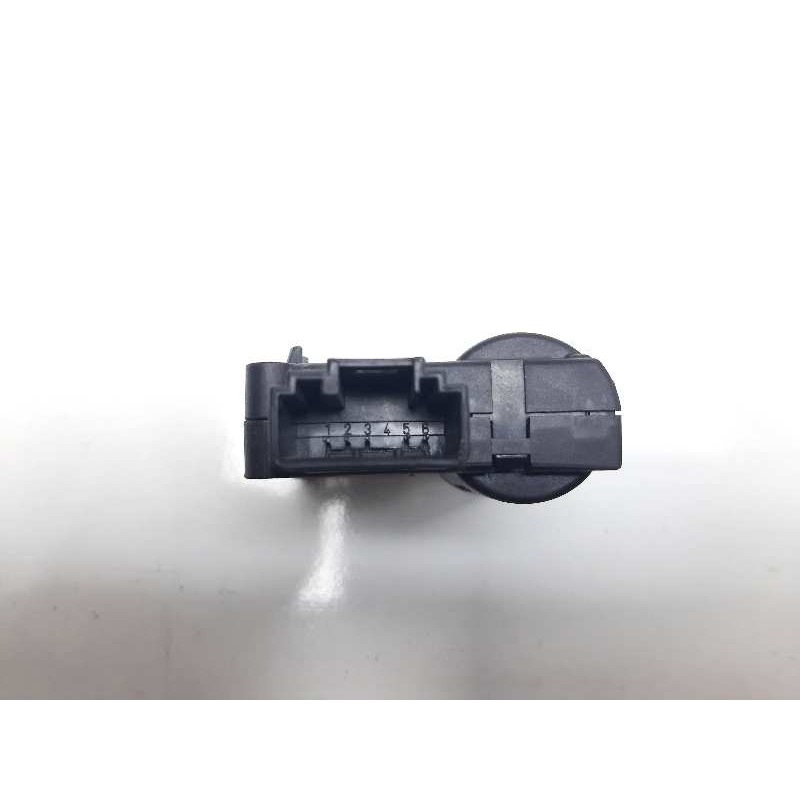 Recambio de motor apertura trampillas climatizador para audi a8 (4e2) 3.0 tdi quattro referencia OEM IAM 4F0820511B 0132801369 