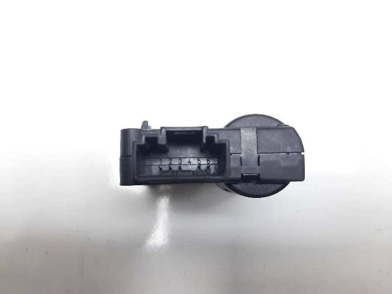 Recambio de motor apertura trampillas climatizador para audi a8 (4e2) 3.0 tdi quattro referencia OEM IAM 4F0820511B 0132801369 