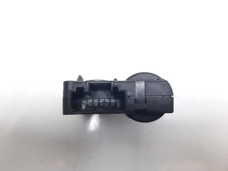 Recambio de motor apertura trampillas climatizador para audi a8 (4e2) 3.0 tdi quattro referencia OEM IAM 4F0820511B 0132801369 