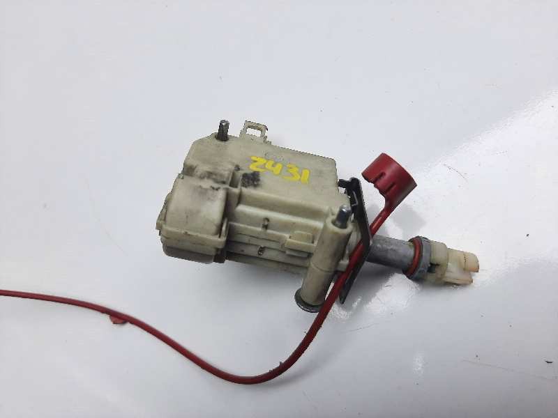 Recambio de tapa exterior combustible para audi a8 (4e2) 3.0 tdi quattro referencia OEM IAM 4E0862150  