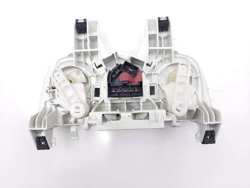 Recambio de mando climatizador para fiat qubo (300) dynamic referencia OEM IAM 735525783  
