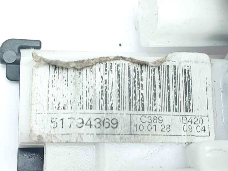 Recambio de cerradura puerta delantera izquierda para ford ka (ccu) trend + referencia OEM IAM 51794370 51794369 