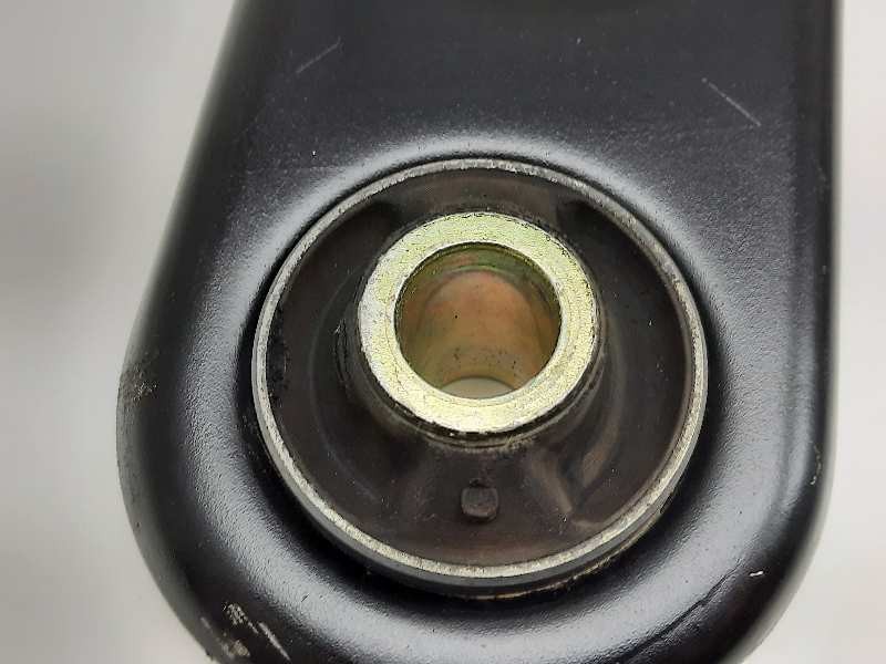 Recambio de brazo suspension inferior delantero derecho para citroen c4 cactus feel referencia OEM IAM   