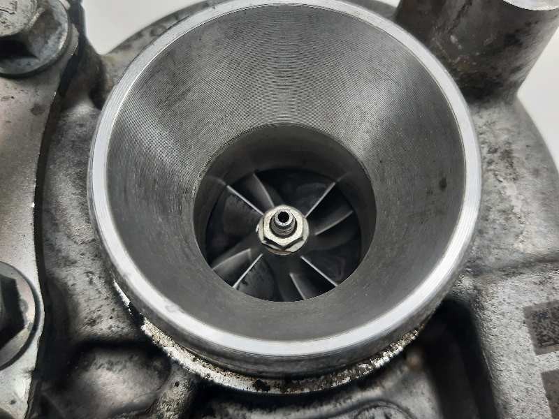 Recambio de turbocompresor para peugeot 208 access referencia OEM IAM 9673283680 TD02H207TVT2 