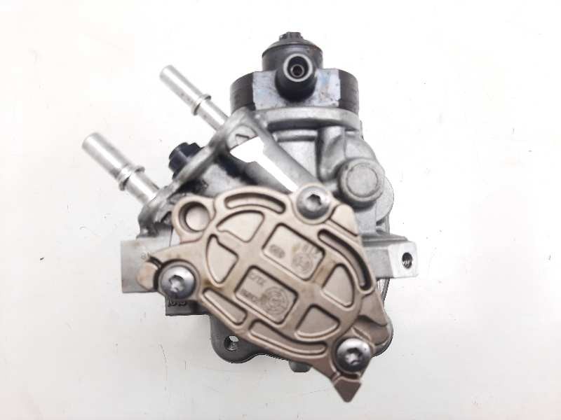 Recambio de bomba inyeccion para peugeot 208 access referencia OEM IAM 9688499680 0445010516 