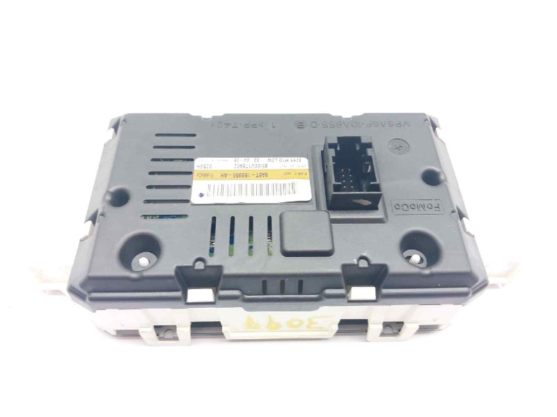 Recambio de pantalla multifuncion para ford fiesta (cb1) ambiente referencia OEM IAM 8A6T18B955AH  