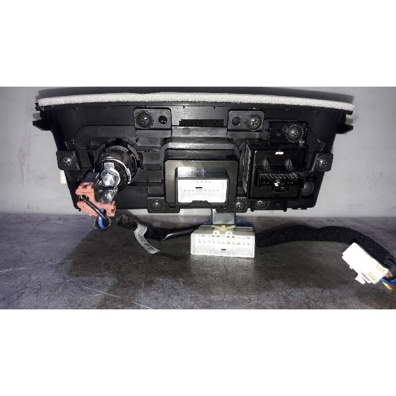 Recambio de cenicero para kia sportage drive 4x2 referencia OEM IAM 846313U010  