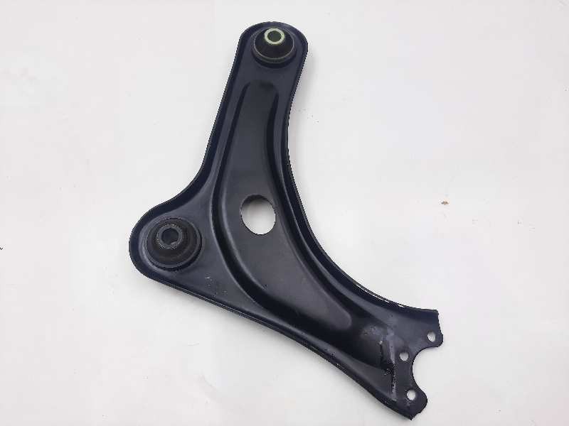 Recambio de brazo suspension inferior delantero derecho para peugeot 208 (p2) active referencia OEM IAM 7AAA1C1034209  
