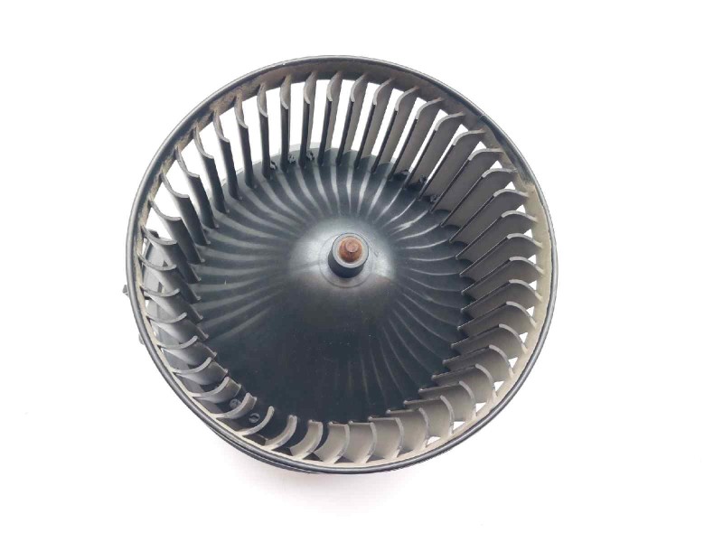 Recambio de motor calefaccion para ford fiesta (cb1) ambiente referencia OEM IAM VP8E2H18456AA 0130115551 