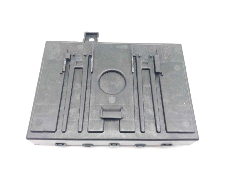 Recambio de modulo electronico para ford fiesta (cb1) ambiente referencia OEM IAM 8V5115K600CG  