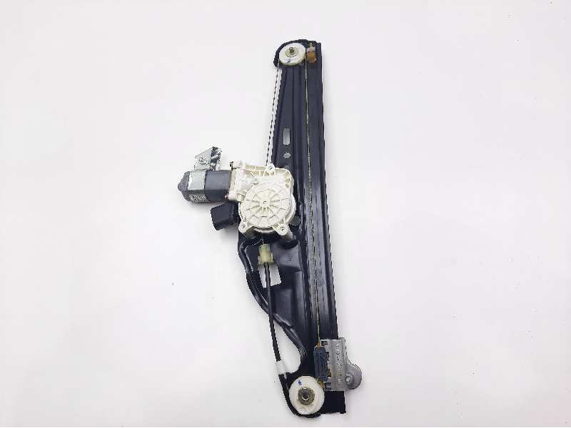 Recambio de elevalunas trasero derecho para bmw serie 5 berlina (e60) 530d referencia OEM IAM 7034388 51357184746 7075674