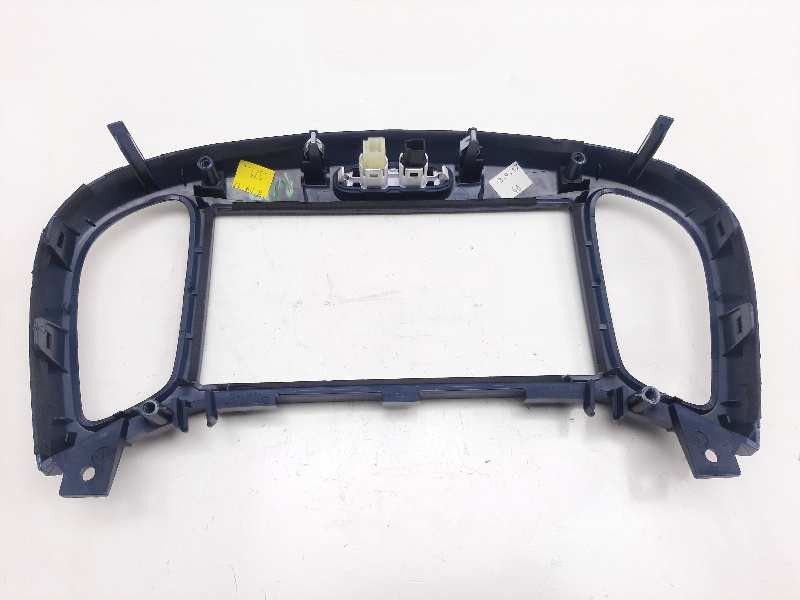 Recambio de no identificado para nissan juke (f15) acenta referencia OEM IAM 68260BX80A  