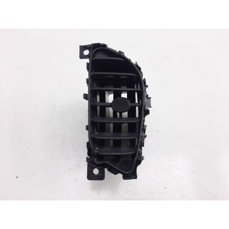 Recambio de rejilla aireadora para nissan juke (f15) acenta referencia OEM IAM 687501KE0A  