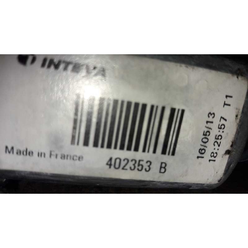 Recambio de motor elevalunas trasero izquierdo para kia sportage drive 4x2 referencia OEM IAM 402353B  