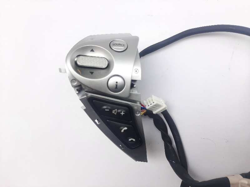 Recambio de mando multifuncion para nissan juke (f15) acenta referencia OEM IAM   