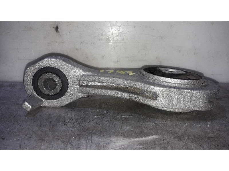 Recambio de soporte motor trasero para alfa romeo giulietta (191) distinctive referencia OEM IAM 0050521924D  