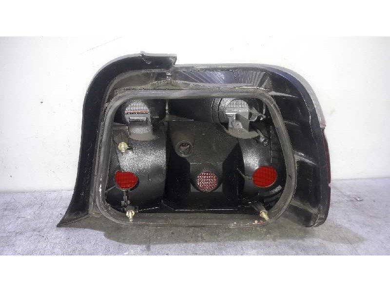 Recambio de piloto trasero izquierdo para bmw serie 3 coupe (e36) 318is referencia OEM IAM 9402924  