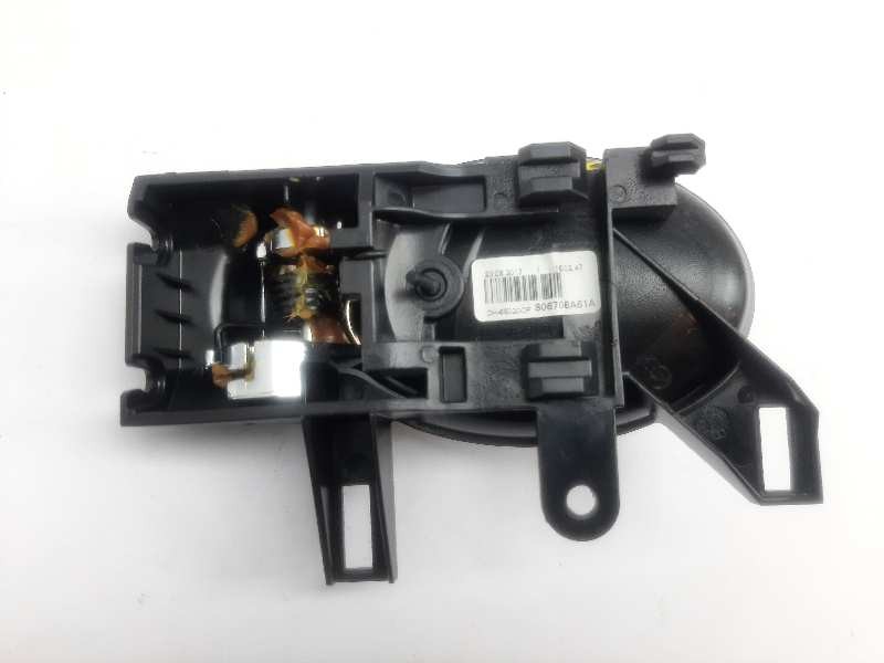 Recambio de maneta interior trasera derecha para nissan juke (f15) acenta referencia OEM IAM 80670BA61A DH65020CP 