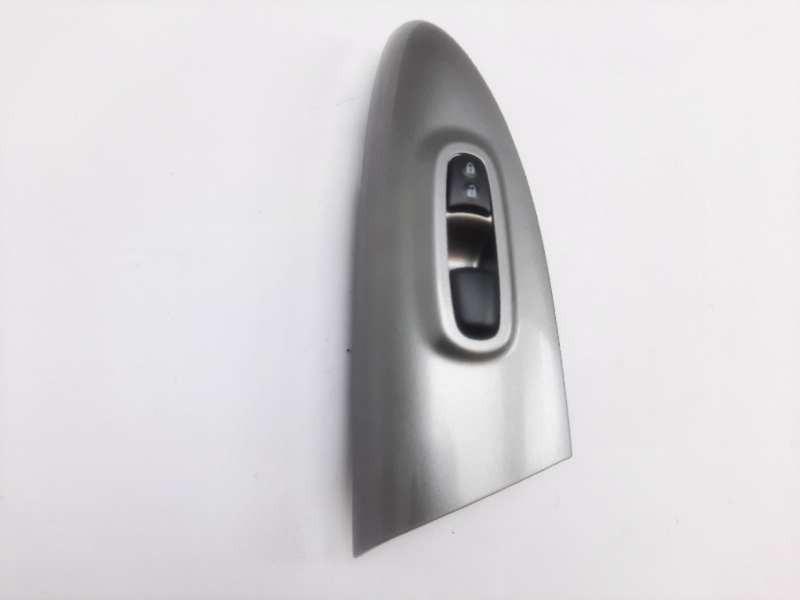 Recambio de mando elevalunas delantero derecho para nissan juke (f15) acenta referencia OEM IAM 254111KA5A  