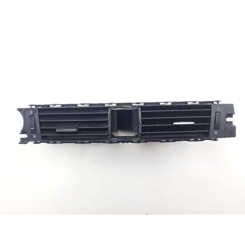 Recambio de rejilla aireadora para bmw serie 3 berlina (e90) 325i referencia OEM IAM 14482110  