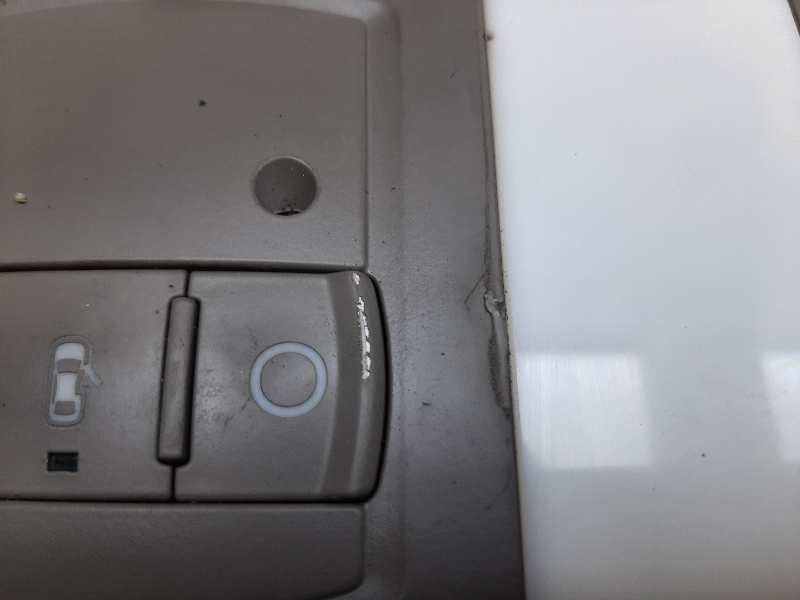 Recambio de luz interior para audi a8 (4e2) 3.0 tdi quattro referencia OEM IAM 4E0947111AA  