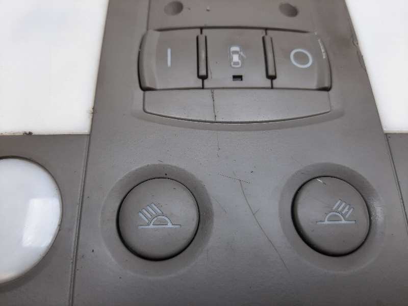 Recambio de luz interior para audi a8 (4e2) 3.0 tdi quattro referencia OEM IAM 4E0947111AA  