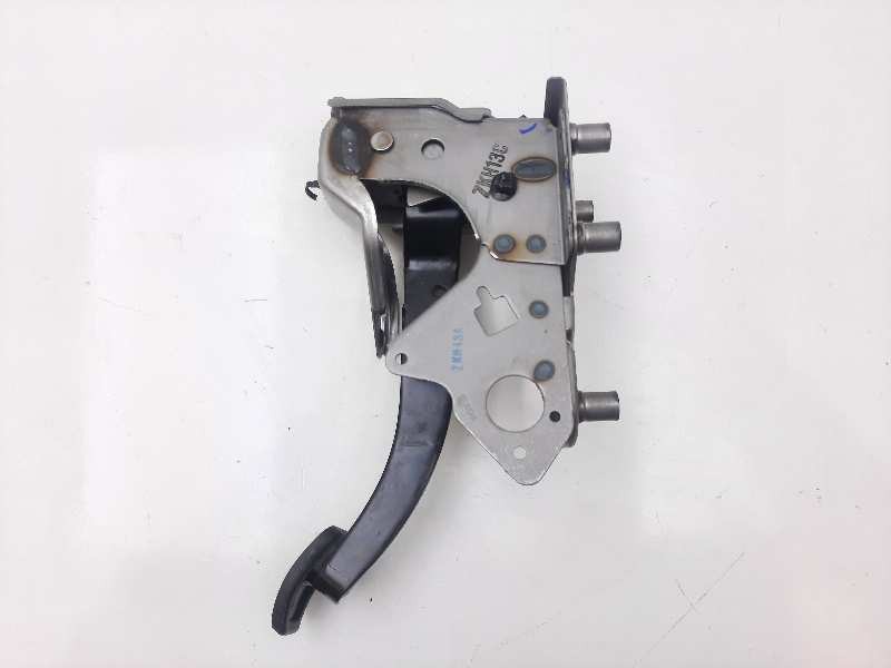 Recambio de pedal freno para nissan juke (f15) acenta referencia OEM IAM 465031KB0B  