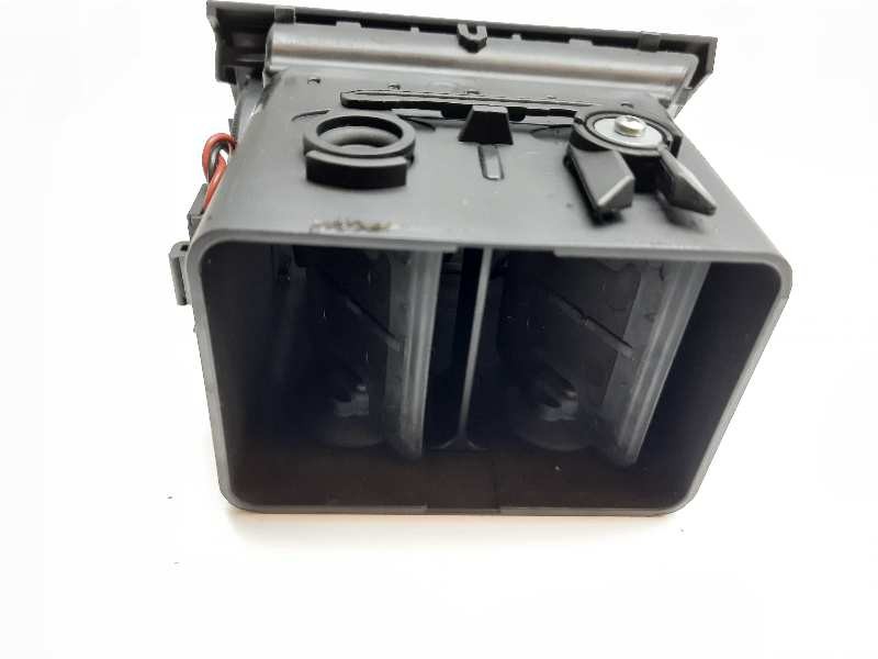 Recambio de rejilla aireadora para audi a8 (4e2) 3.0 tdi quattro referencia OEM IAM 4E0820952  