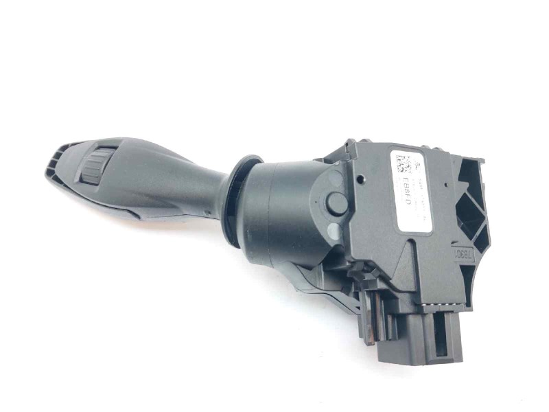 Recambio de mando limpia para ford fiesta (cb1) ambiente referencia OEM IAM 8A6T17A553AC  