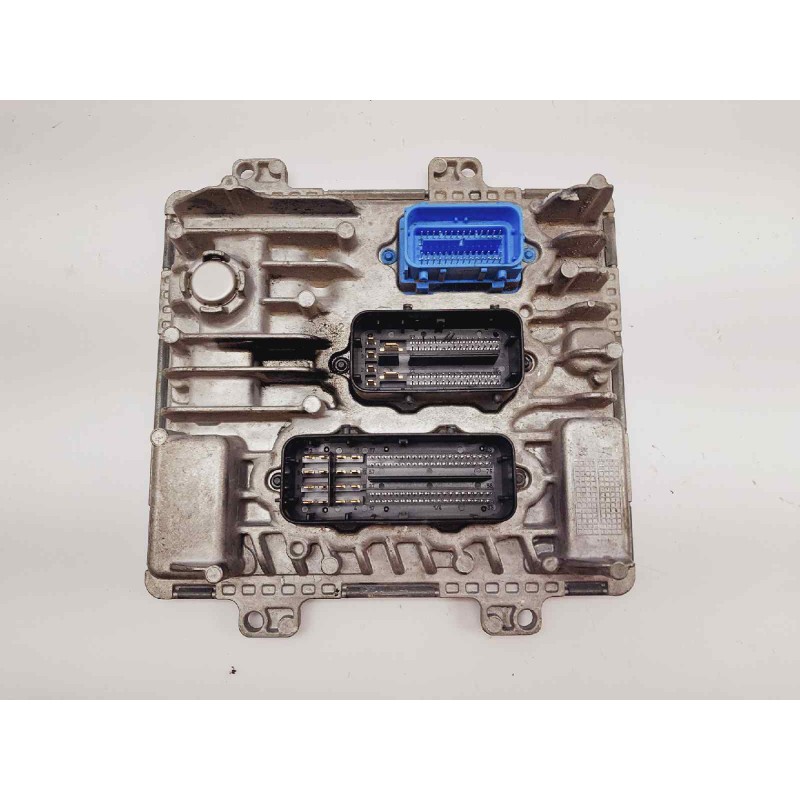 Recambio de centralita motor uce para opel corsa e van referencia OEM IAM 55504497 1310101000000X 